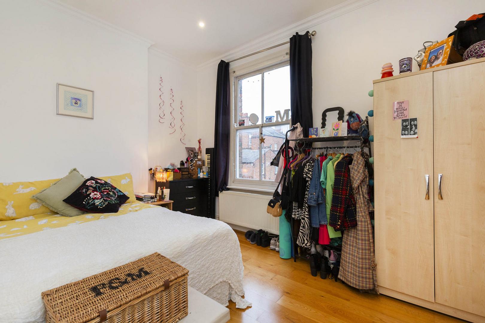 Modern Apartment with Private Roof Terrace Ebbsfleet Road , Kilburn